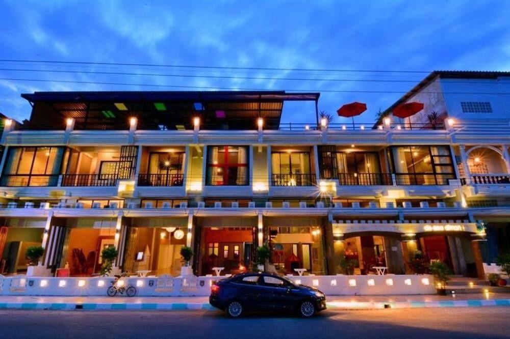 De Sea Almond Hotel Chumphon Exterior foto